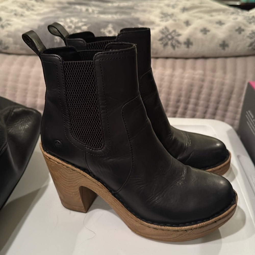 NEW BORN Leather Channing Comfort Booties Black for women 7.5